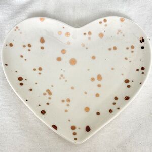 Coco + Lola Premium CollectionTrinket Dish White Heart Shaped with Gold Dots